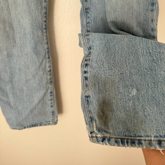 Vintage Levi's Mens 501s Light Wash Straight Leg Jean Button Fly Denim 33 x 30 - Picture 9 of 12